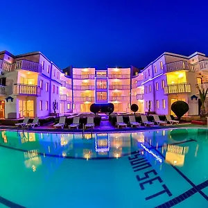Sunset Village Otel